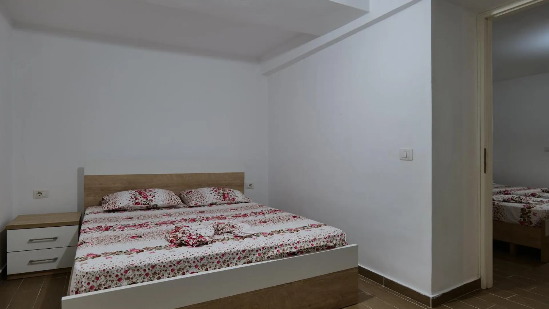 Hermes Elite Apartments Sarande