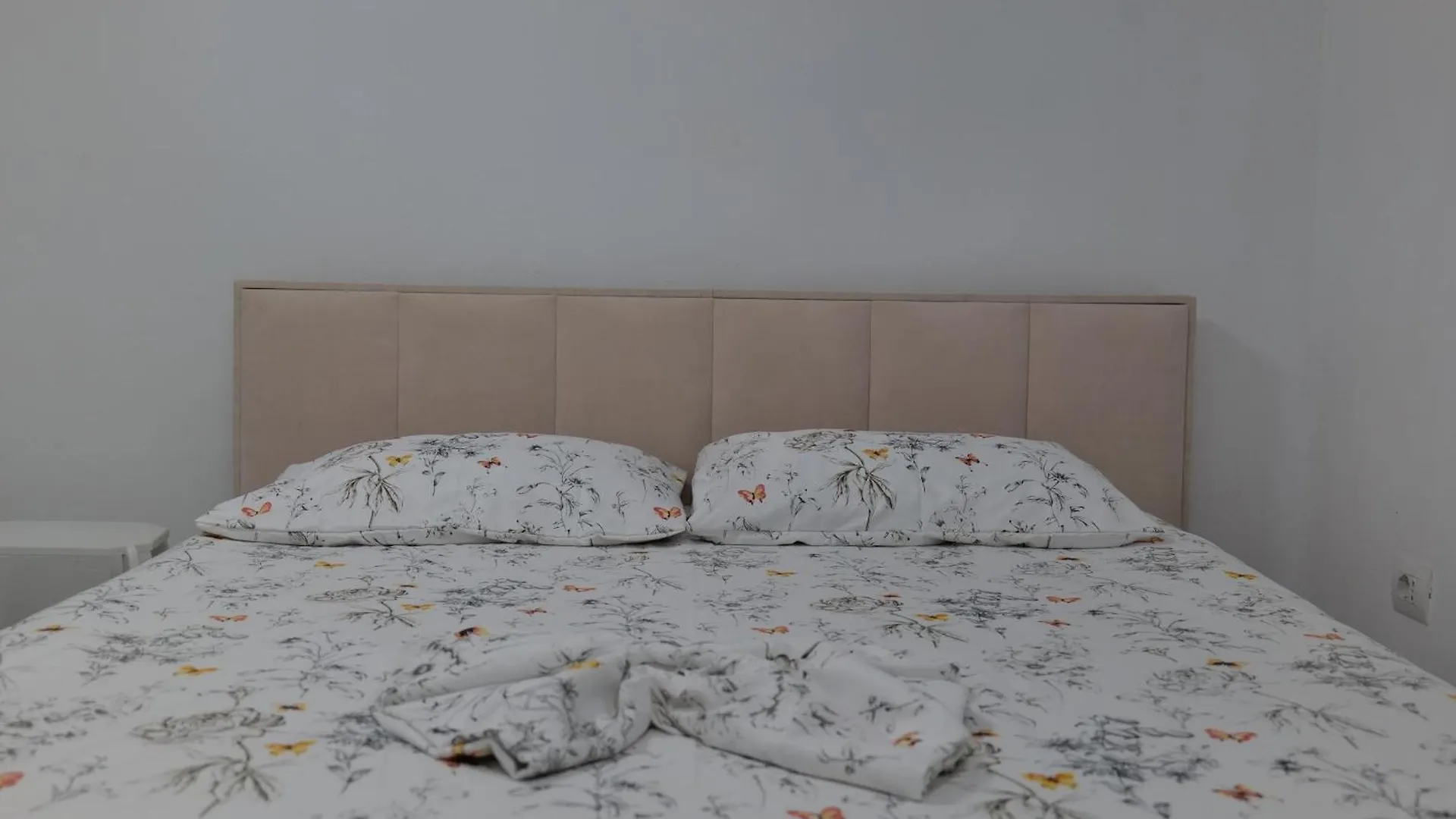Hermes Elite Apartments Sarande