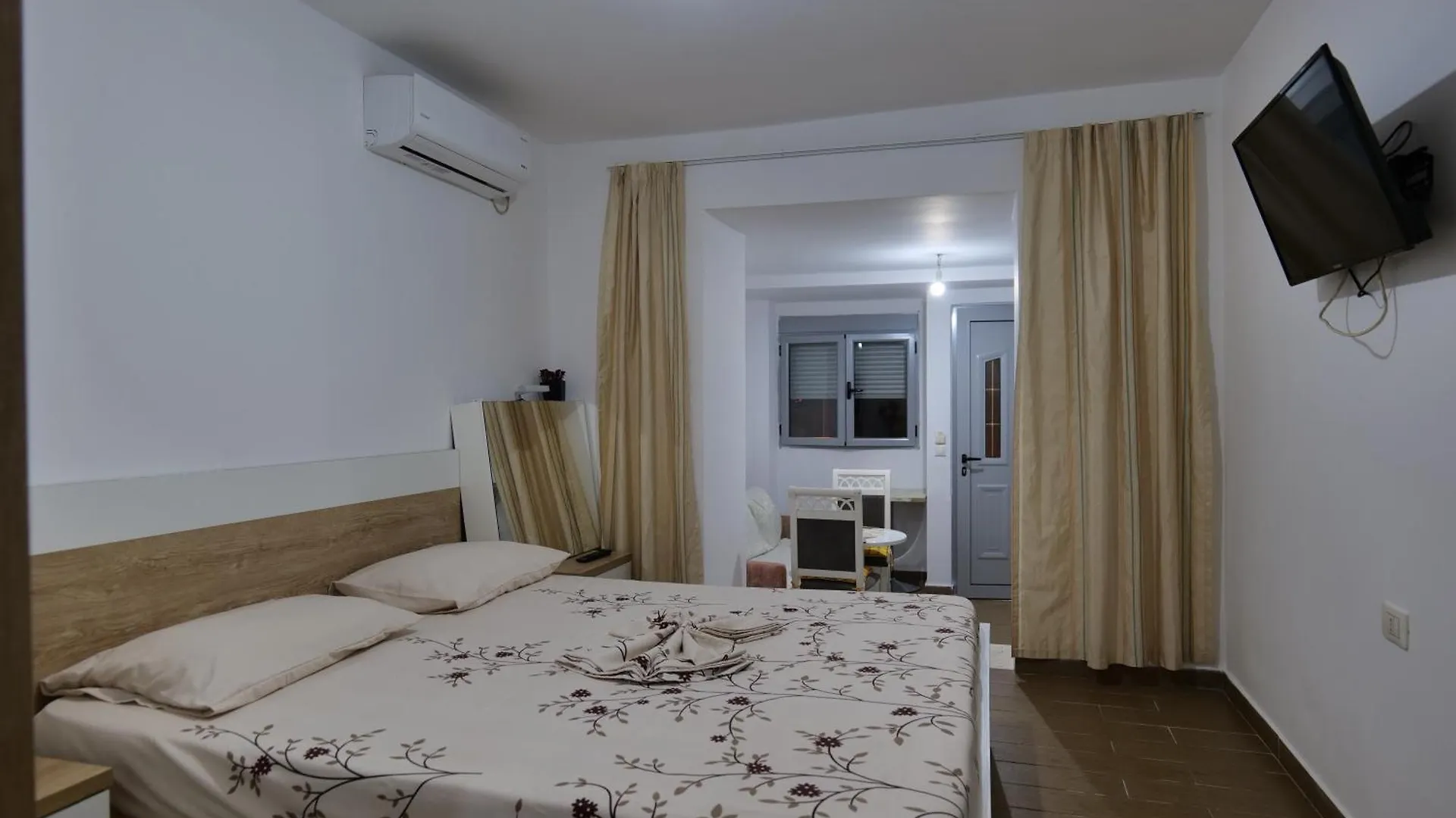 Hermes Elite Apartments Sarande 0*,