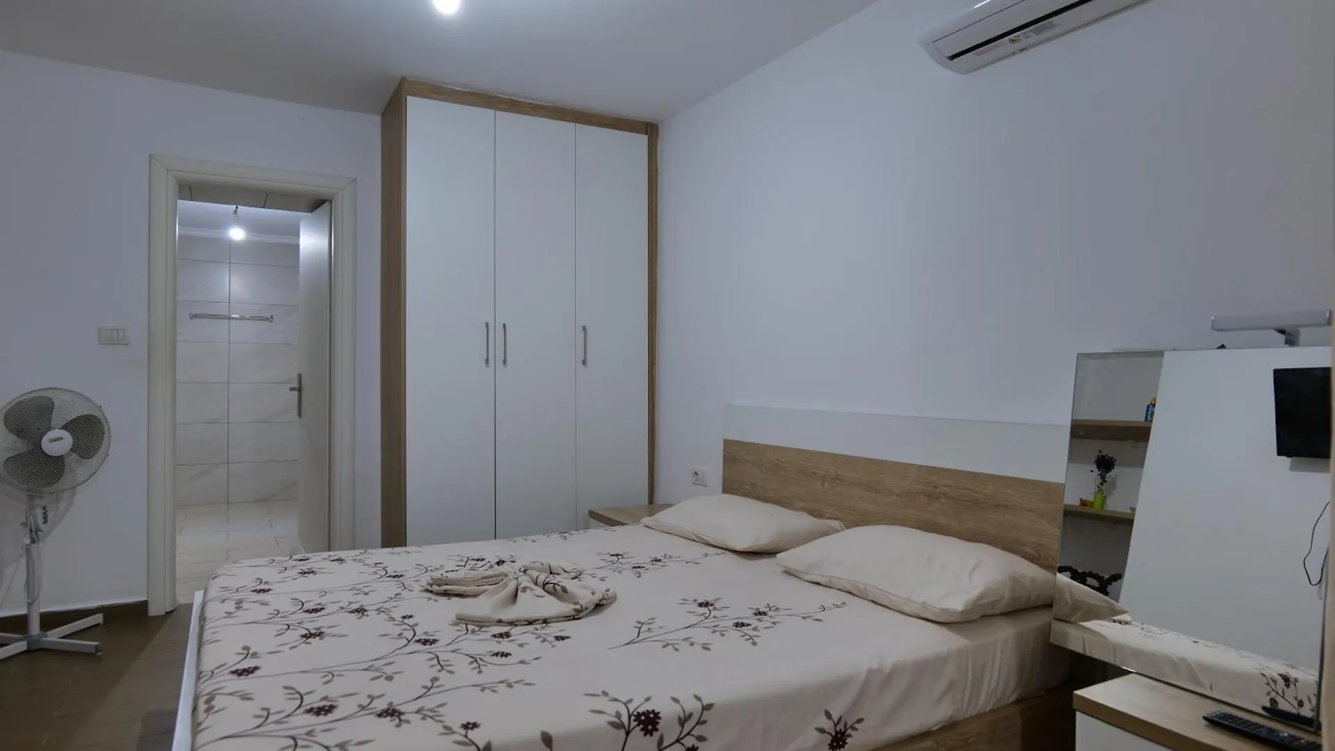 Hermes Elite Apartments Sarande 0*,